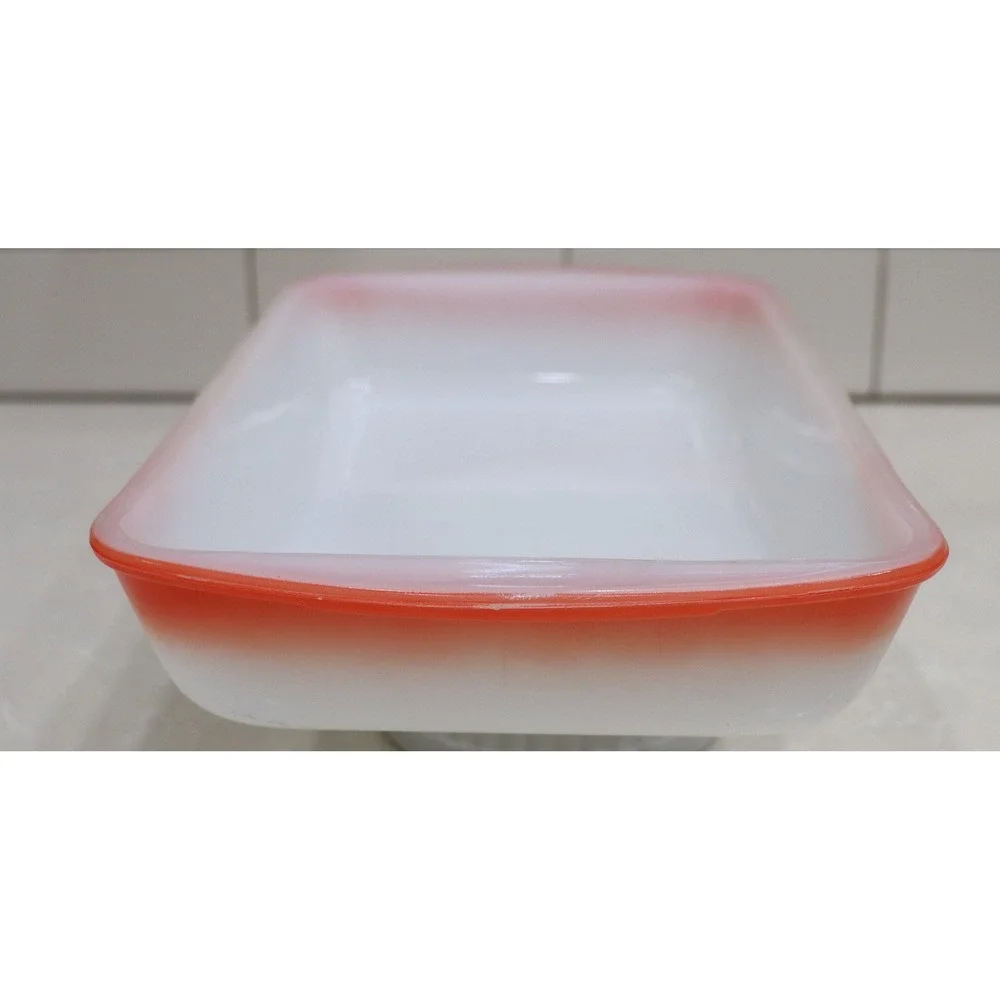 Glasbake J2024 Milk Glass Baking Dish Coral/Persimmon Glow-Rim 1.5 Qt. USA